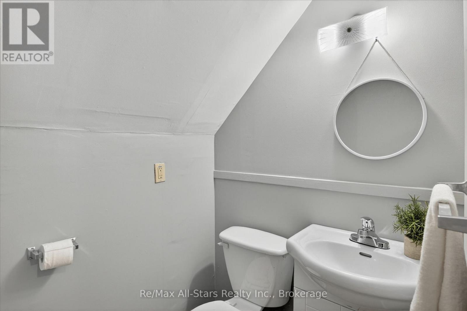 43 Melbourne Street E, Kawartha Lakes (Lindsay), Ontario  K9V 1X8 - Photo 30 - X13438382