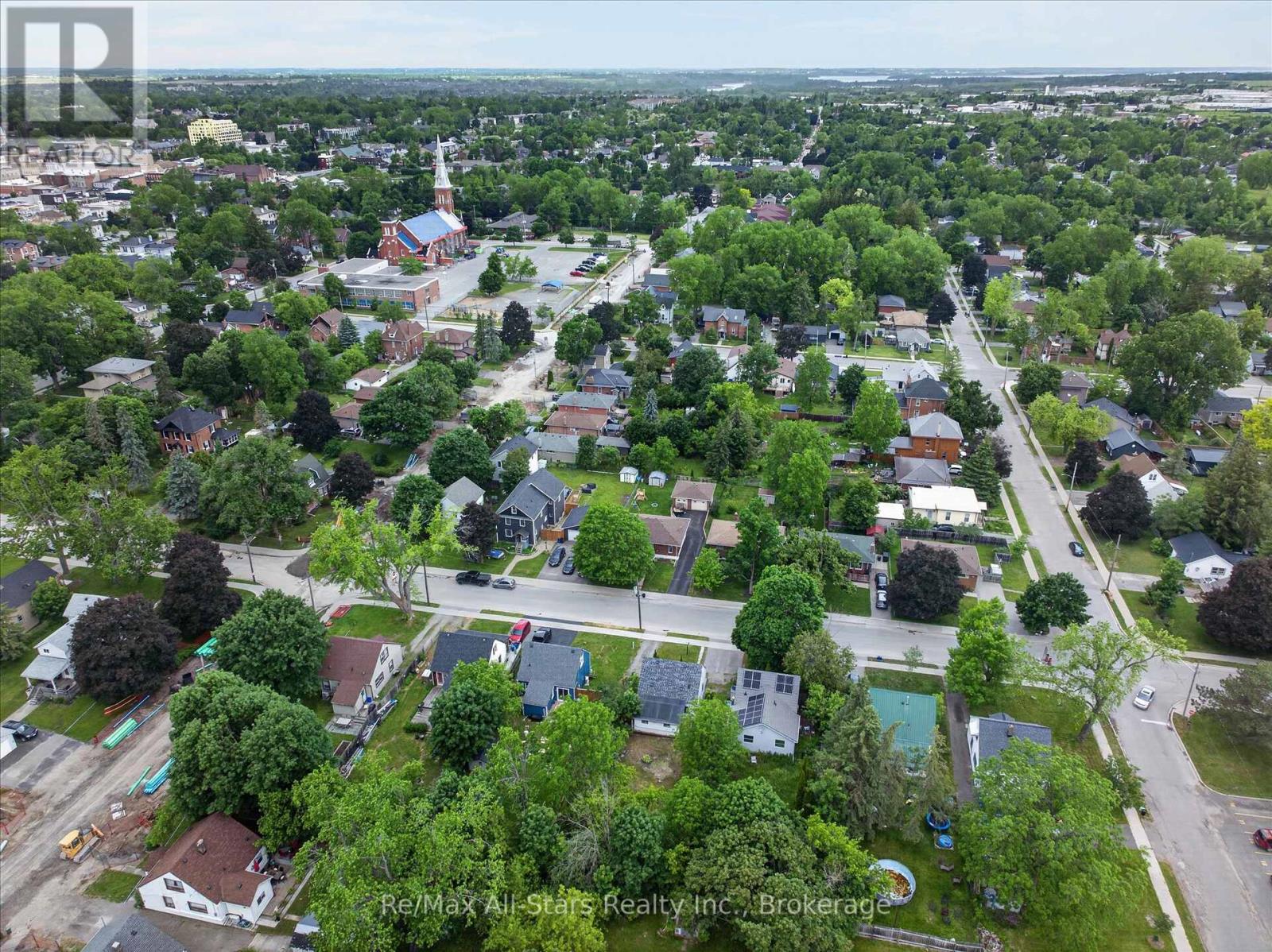 43 Melbourne Street E, Kawartha Lakes (Lindsay), Ontario  K9V 1X8 - Photo 37 - X13438382