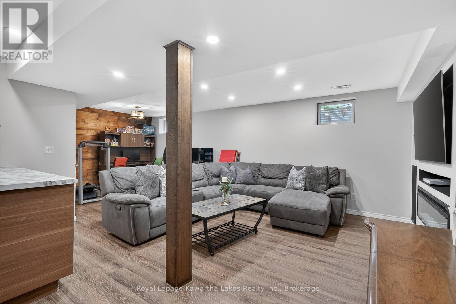 16 Flynn Avenue, Kawartha Lakes (Lindsay), Ontario  K9V 0B2 - Photo 19 - X13438762