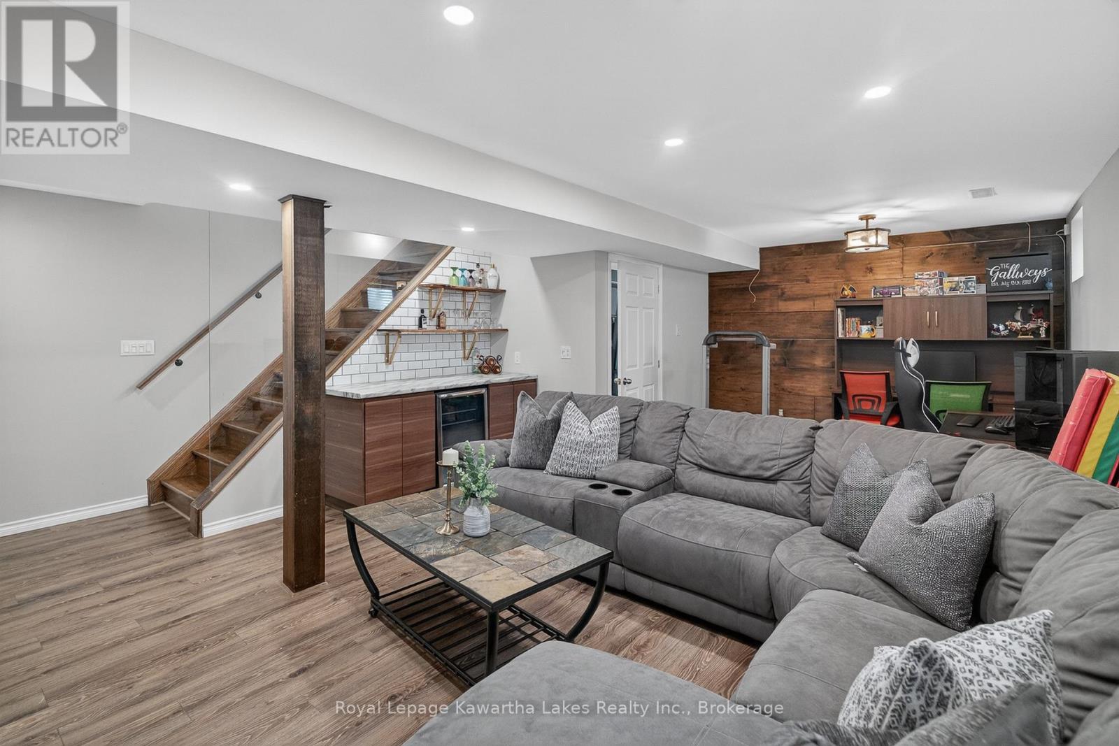 16 Flynn Avenue, Kawartha Lakes (Lindsay), Ontario  K9V 0B2 - Photo 21 - X13438762