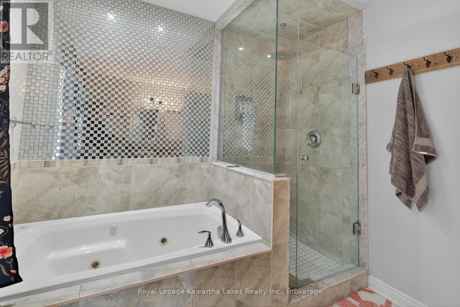 16 Flynn Avenue, Kawartha Lakes (Lindsay), Ontario  K9V 0B2 - Photo 33 - X13438762