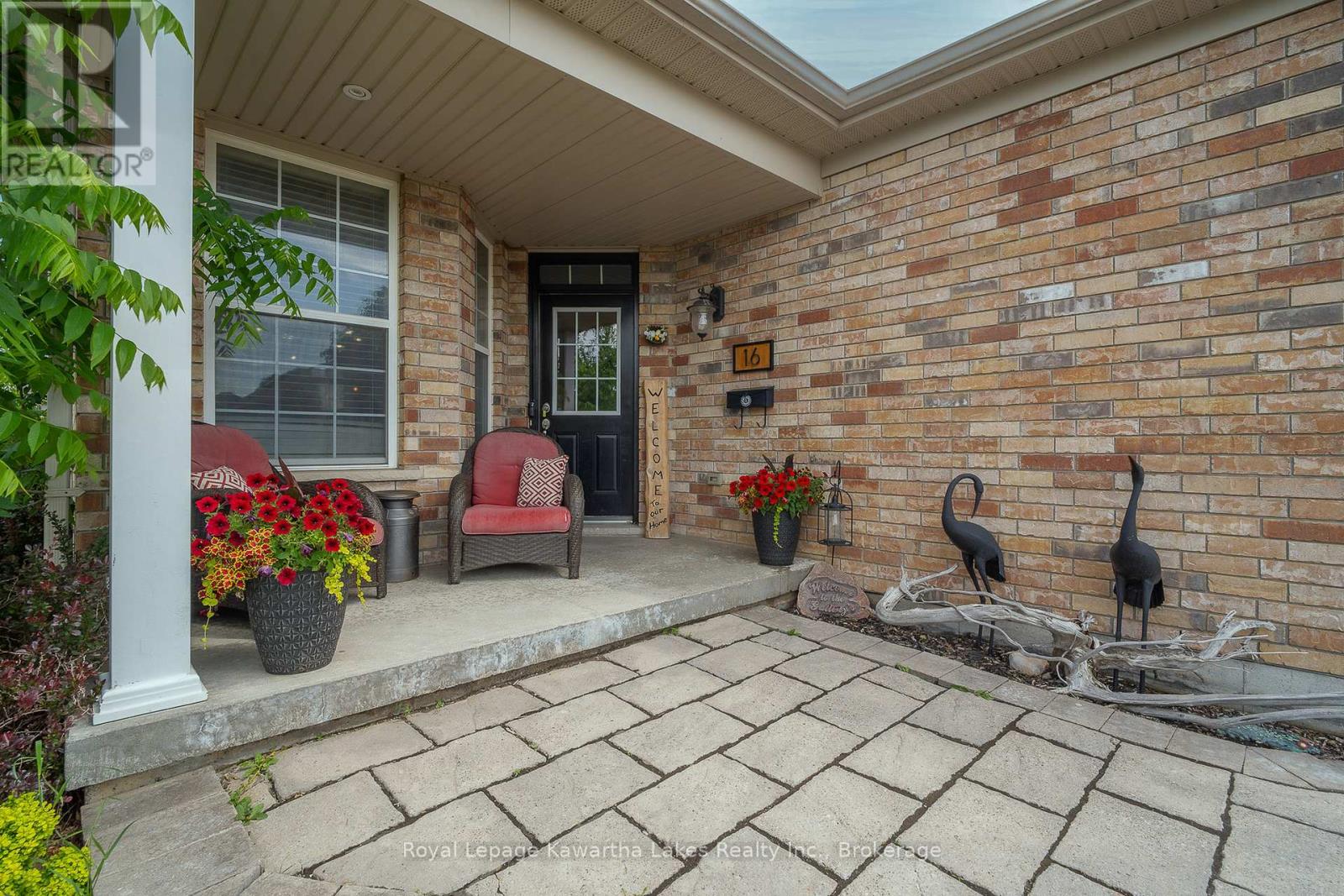 16 Flynn Avenue, Kawartha Lakes (Lindsay), Ontario  K9V 0B2 - Photo 5 - X13438762