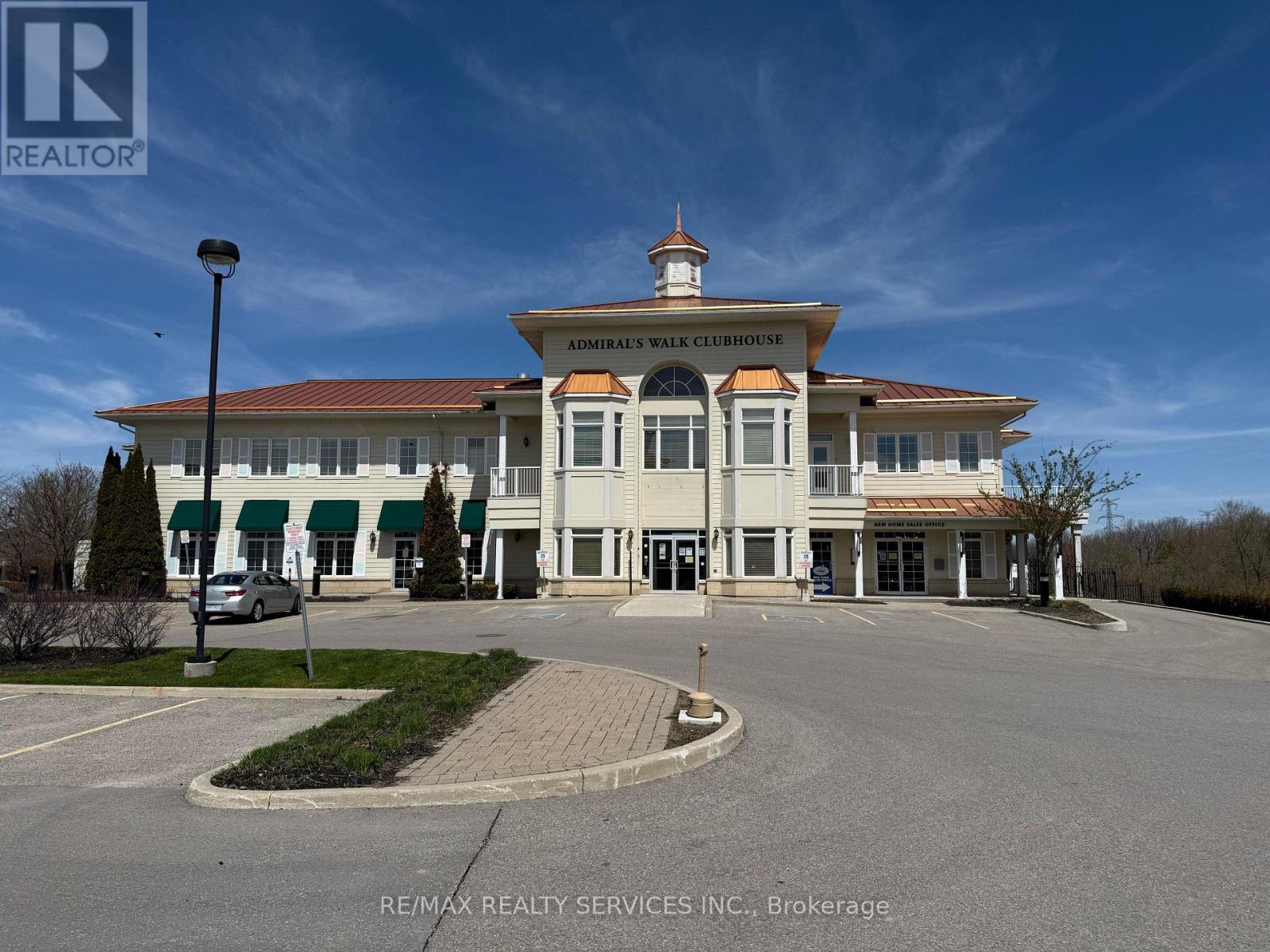 229 - 50 Lakebreeze Drive, Clarington (Newcastle), Ontario  L1B 1N4 - Photo 4 - E13441162