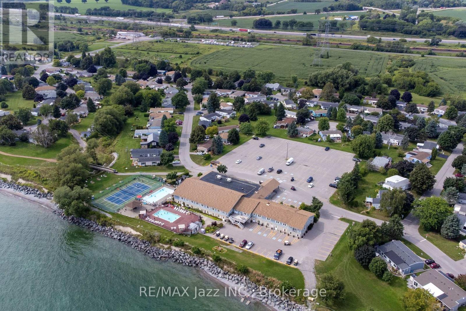 213 Wilmot Trail, Clarington (Bowmanville), Ontario  L1B 1A9 - Photo 14 - E13441496