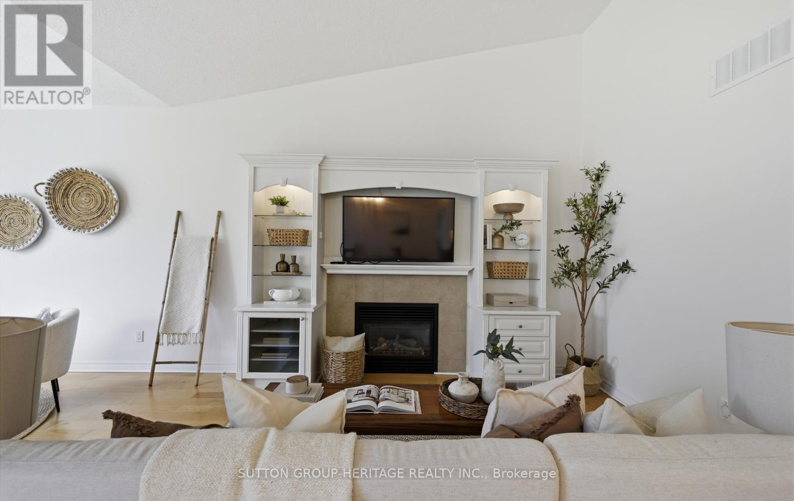 14 Heatherlea Drive, Clarington (Bowmanville), Ontario  L1B 0B1 - Photo 6 - E13441468