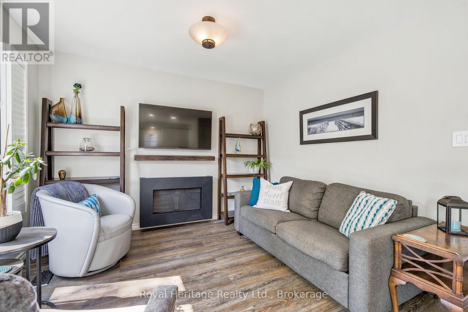 7 Waterview Lane, Clarington (Newcastle), Ontario  L1B 1N5 - Photo 6 - E13443670