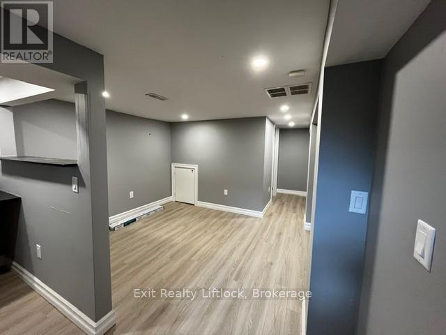 303 Caddy Street, Peterborough (Ashburnham Ward 4), Ontario  K9H 1M2 - Photo 11 - X13444328