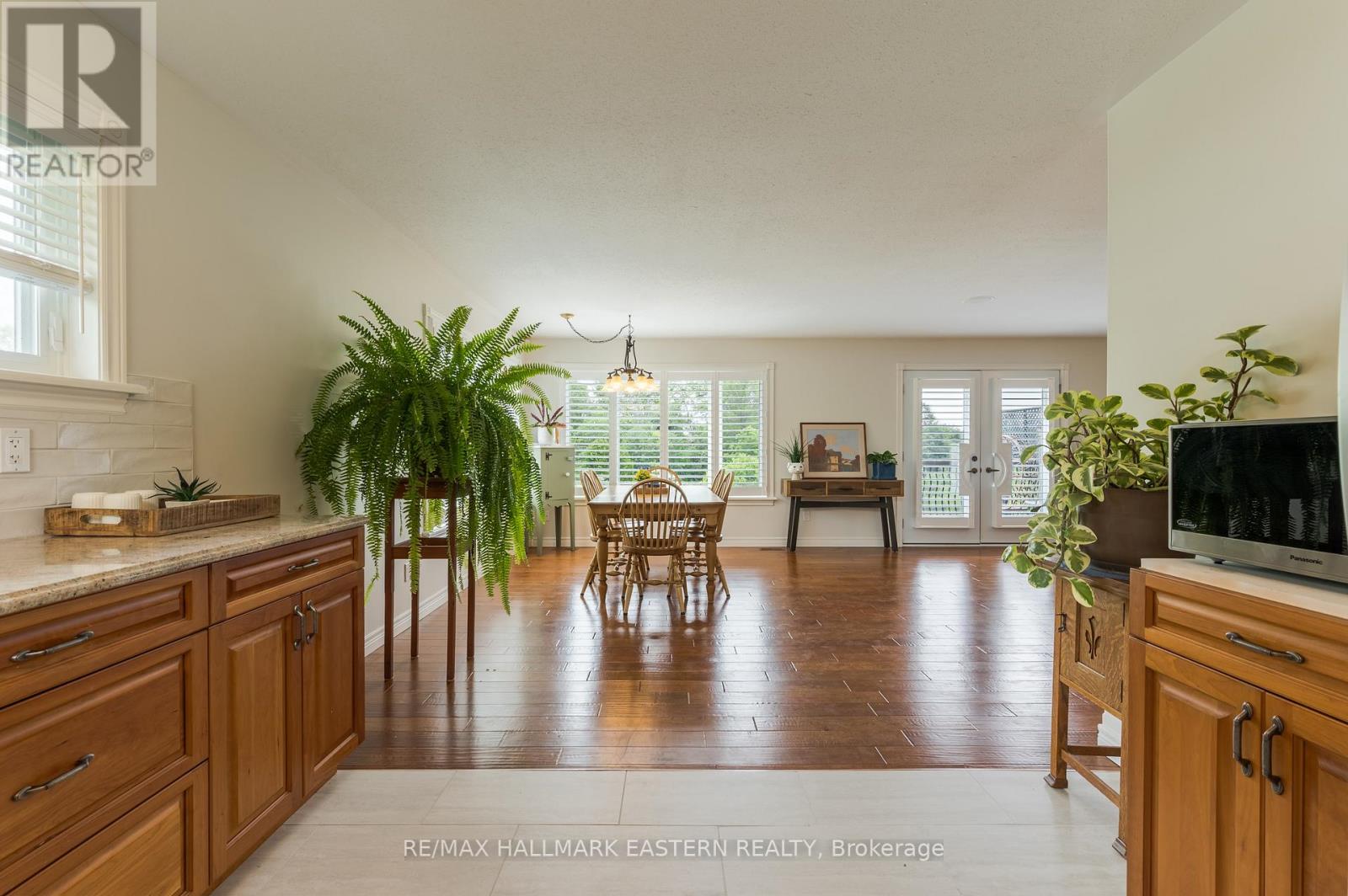 35 - 301 Carnegie Avenue, Peterborough (Northcrest Ward 5), Ontario  K9L 0B3 - Photo 11 - X13444340