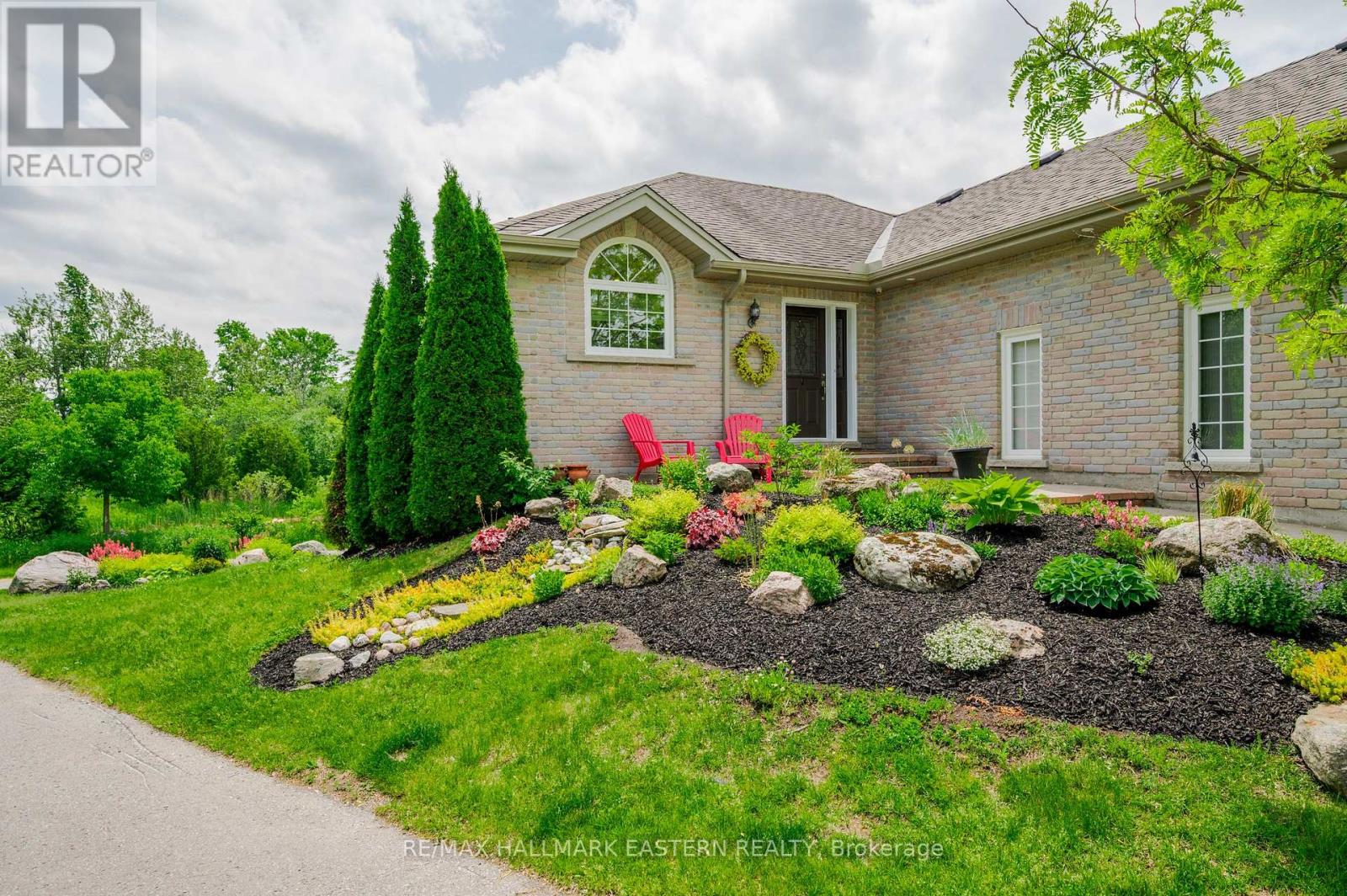 35 - 301 Carnegie Avenue, Peterborough (Northcrest Ward 5), Ontario  K9L 0B3 - Photo 2 - X13444340