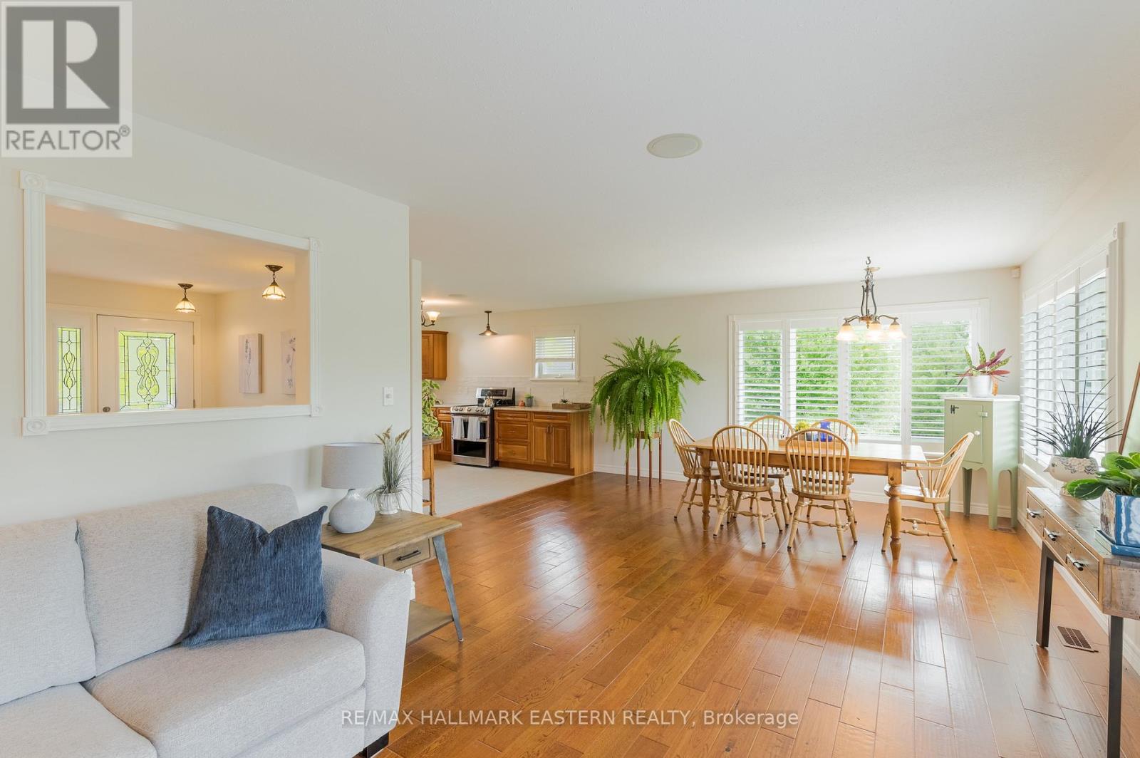 35 - 301 Carnegie Avenue, Peterborough (Northcrest Ward 5), Ontario  K9L 0B3 - Photo 6 - X13444340