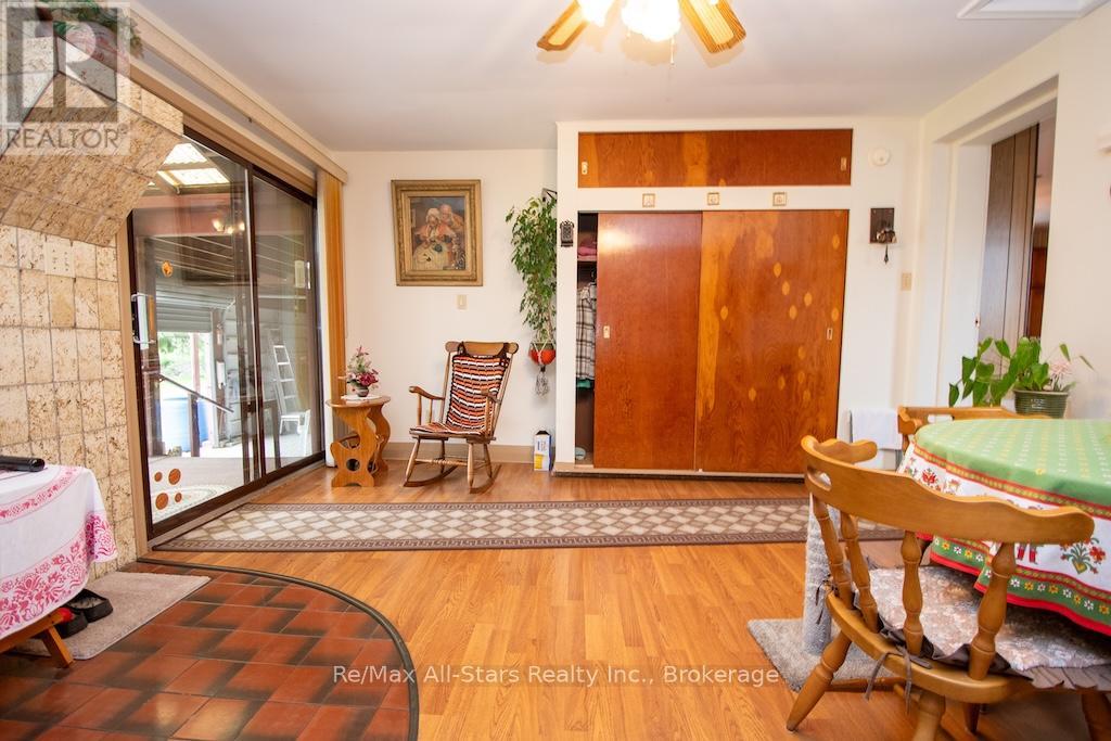 102 Queen Street, Kawartha Lakes (Lindsay), Ontario  K9V 1G6 - Photo 16 - X13444584