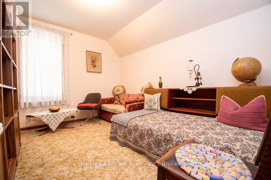102 Queen Street, Kawartha Lakes (Lindsay), Ontario  K9V 1G6 - Photo 27 - X13444584