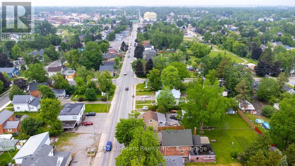 102 Queen Street, Kawartha Lakes (Lindsay), Ontario  K9V 1G6 - Photo 45 - X13444584