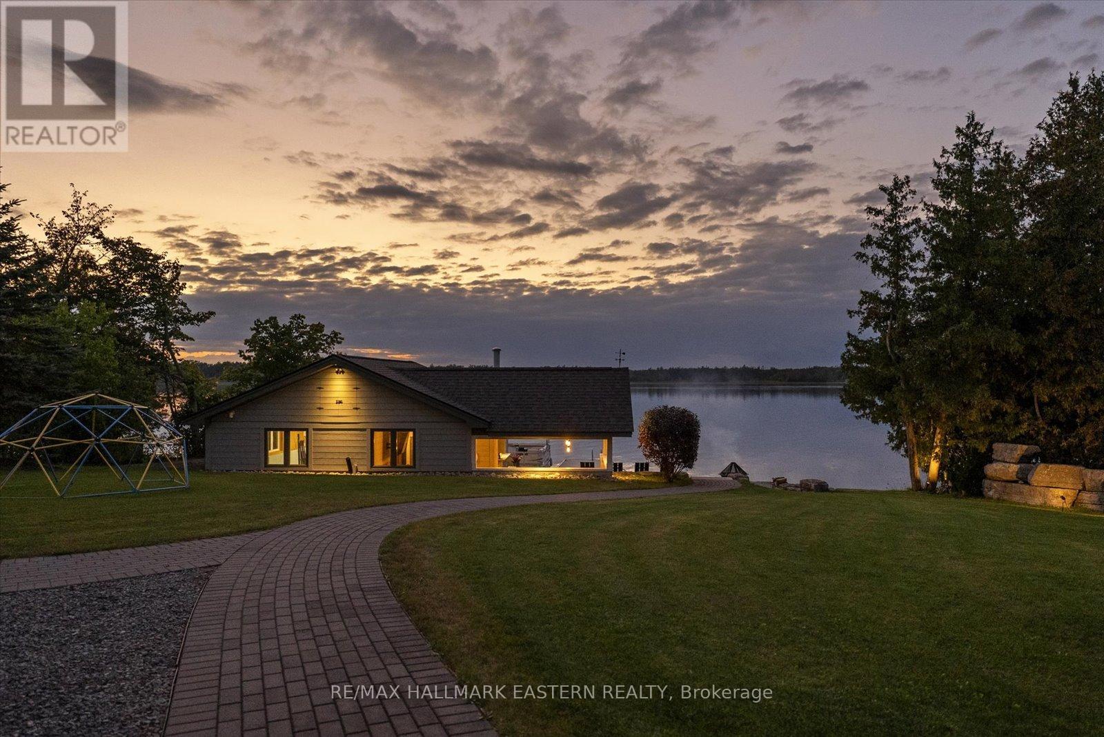 2112 Truman Drive, Selwyn, Ontario  K0L 2H0 - Photo 3 - X13444994