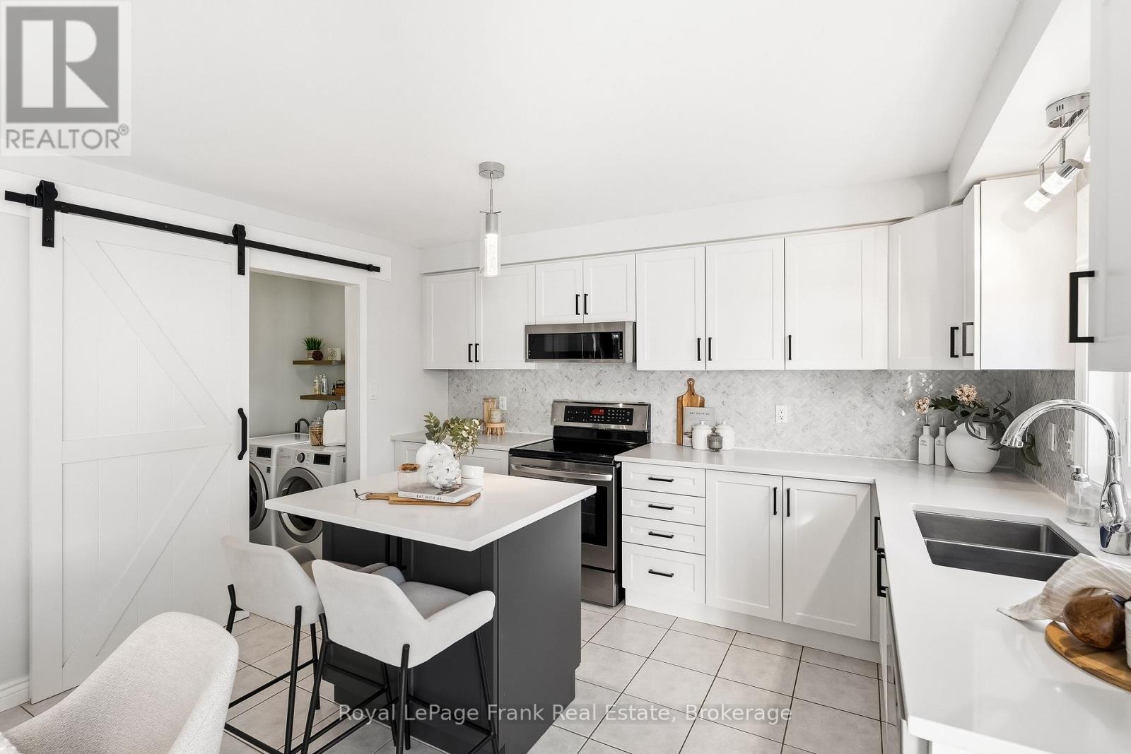 232 Shipway Avenue, Clarington (Newcastle), Ontario  L1B 1M8 - Photo 15 - E13445534