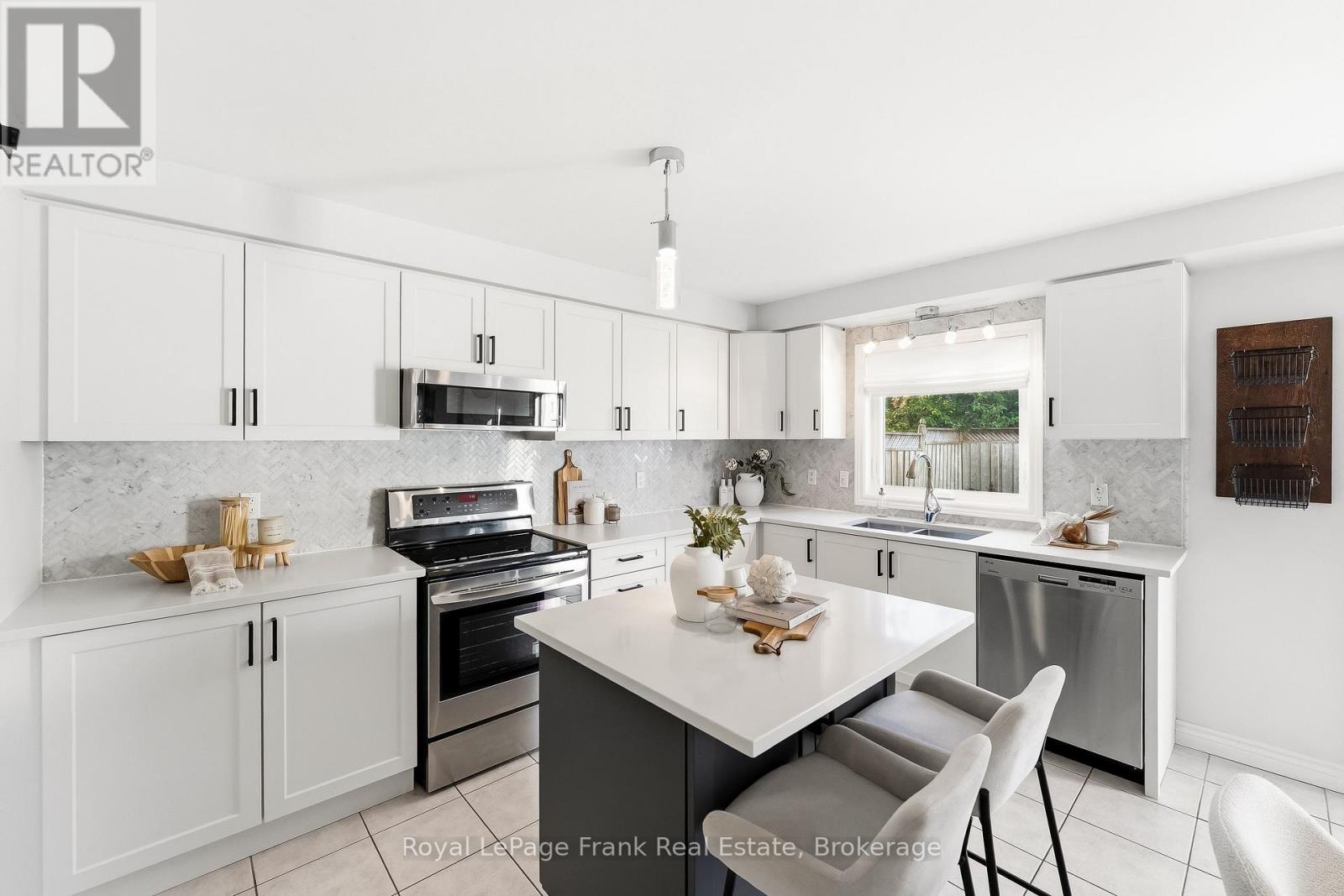 232 Shipway Avenue, Clarington (Newcastle), Ontario  L1B 1M8 - Photo 17 - E13445534