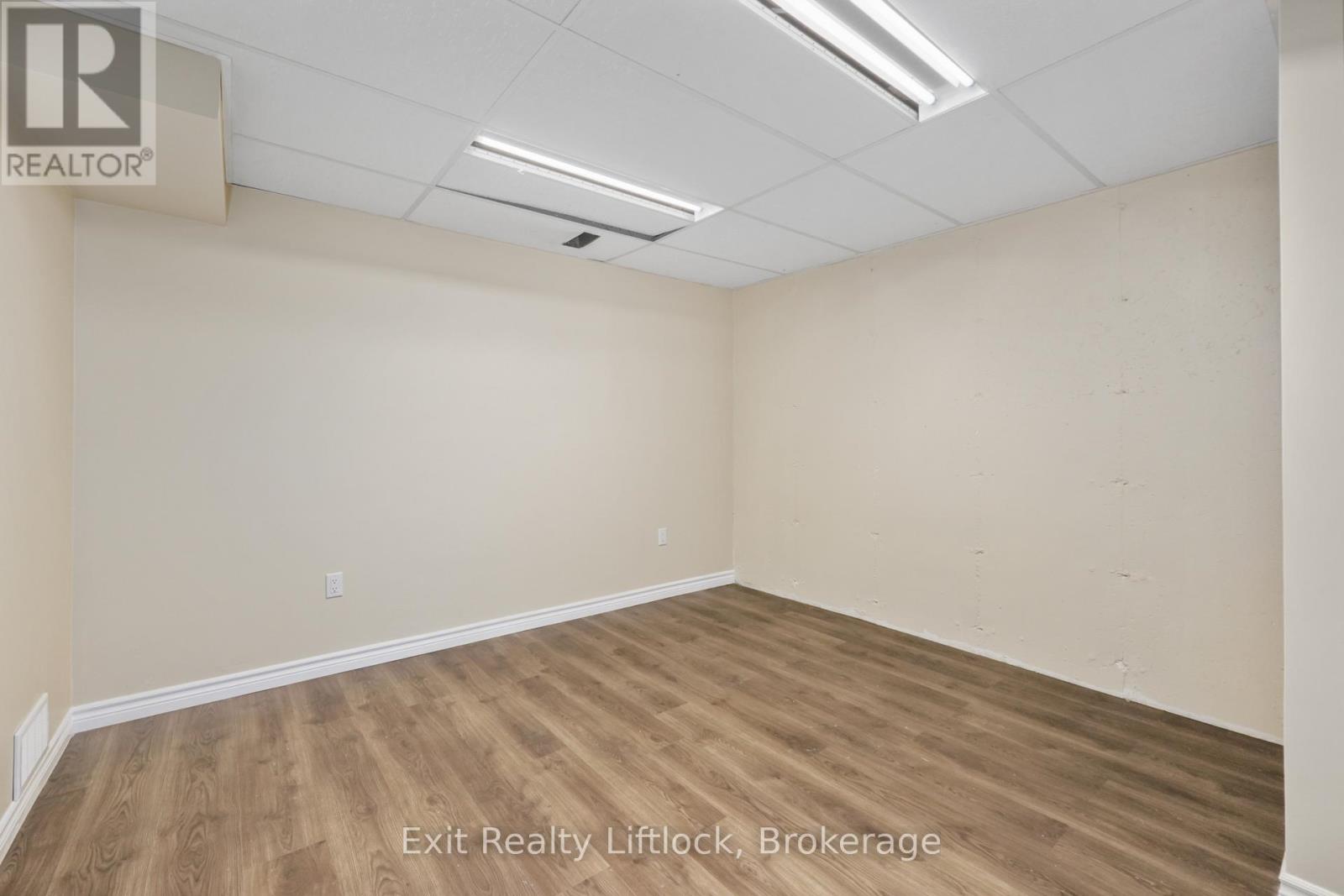 129 Towerhill Road, Peterborough (Northcrest Ward 5), Ontario  K9H 7M7 - Photo 13 - X13445378
