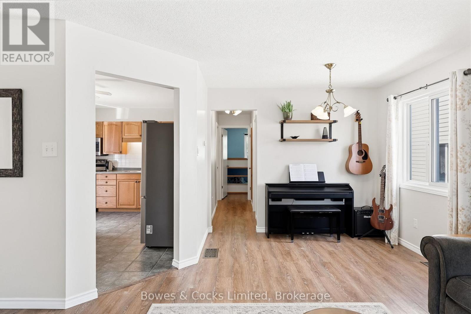 1247 Huntington Circle, Peterborough (Otonabee Ward 1), Ontario  K9K 2B4 - Photo 14 - X13446108
