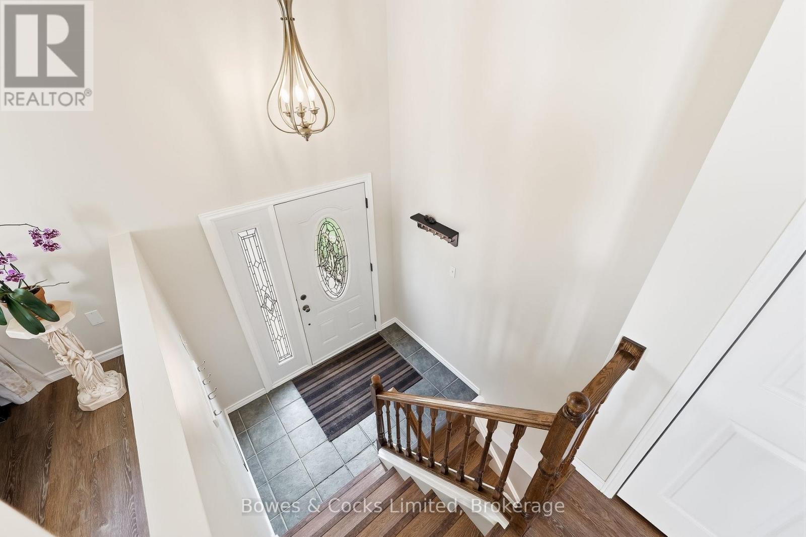 1247 Huntington Circle, Peterborough (Otonabee Ward 1), Ontario  K9K 2B4 - Photo 5 - X13446108