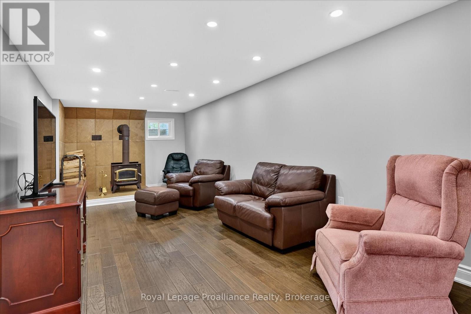 59 Wallis Drive, Peterborough (Monaghan Ward 2), Ontario  K9J 6B9 - Photo 21 - X13446712