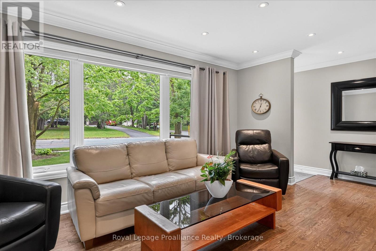 59 Wallis Drive, Peterborough (Monaghan Ward 2), Ontario  K9J 6B9 - Photo 7 - X13446712