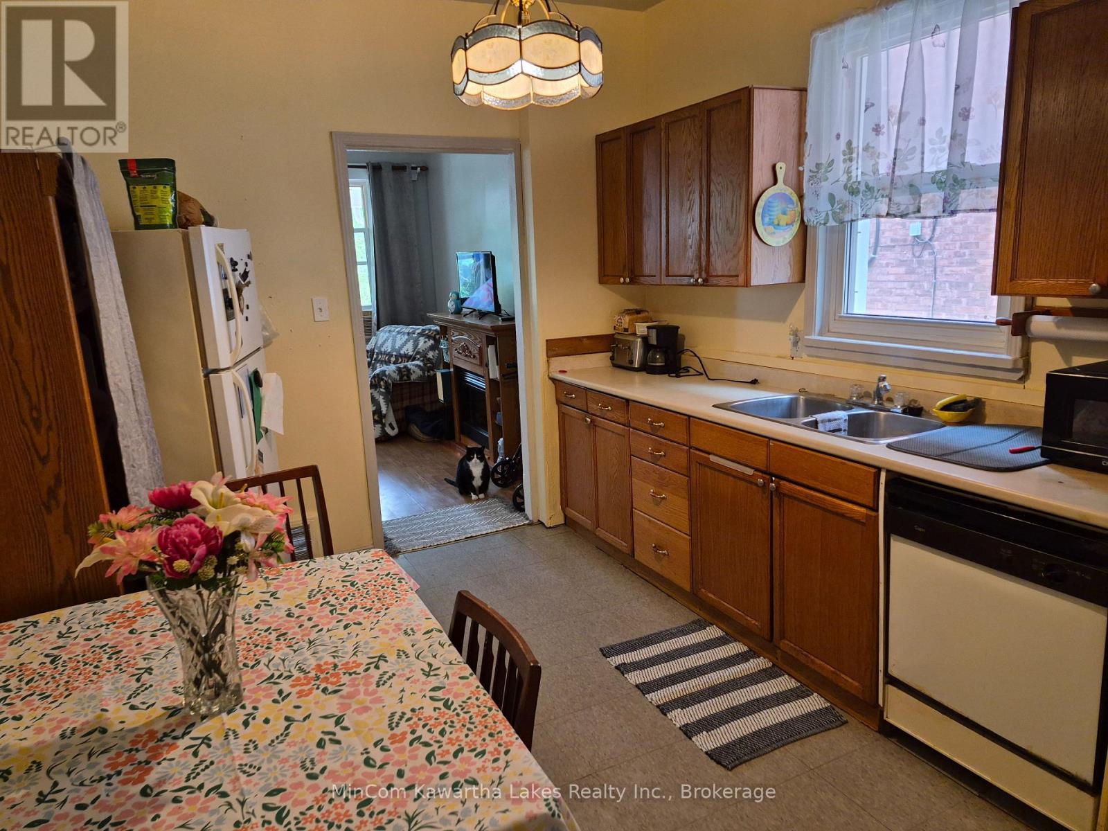 460 Driscoll Terrace, Peterborough (Ashburnham Ward 4), Ontario  K9H 1T7 - Photo 5 - X13446744