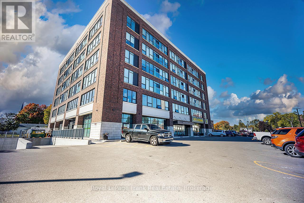 306 - 109 King Avenue E, Clarington (Newcastle), Ontario  L1B 0V5 - Photo 2 - E13446894