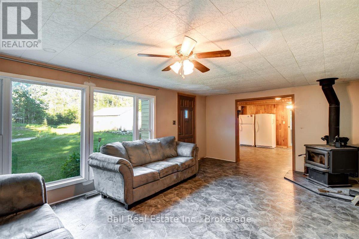 82 East Road, Tudor And Cashel (Cashel Ward), Ontario  K0L 1W0 - Photo 18 - X13447736