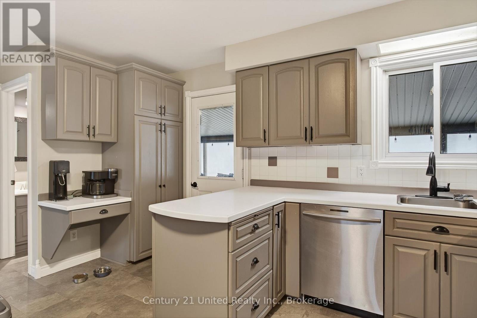 965 Hiawatha Line, Otonabee-South Monaghan, Ontario  K9J 6X8 - Photo 14 - X13449554