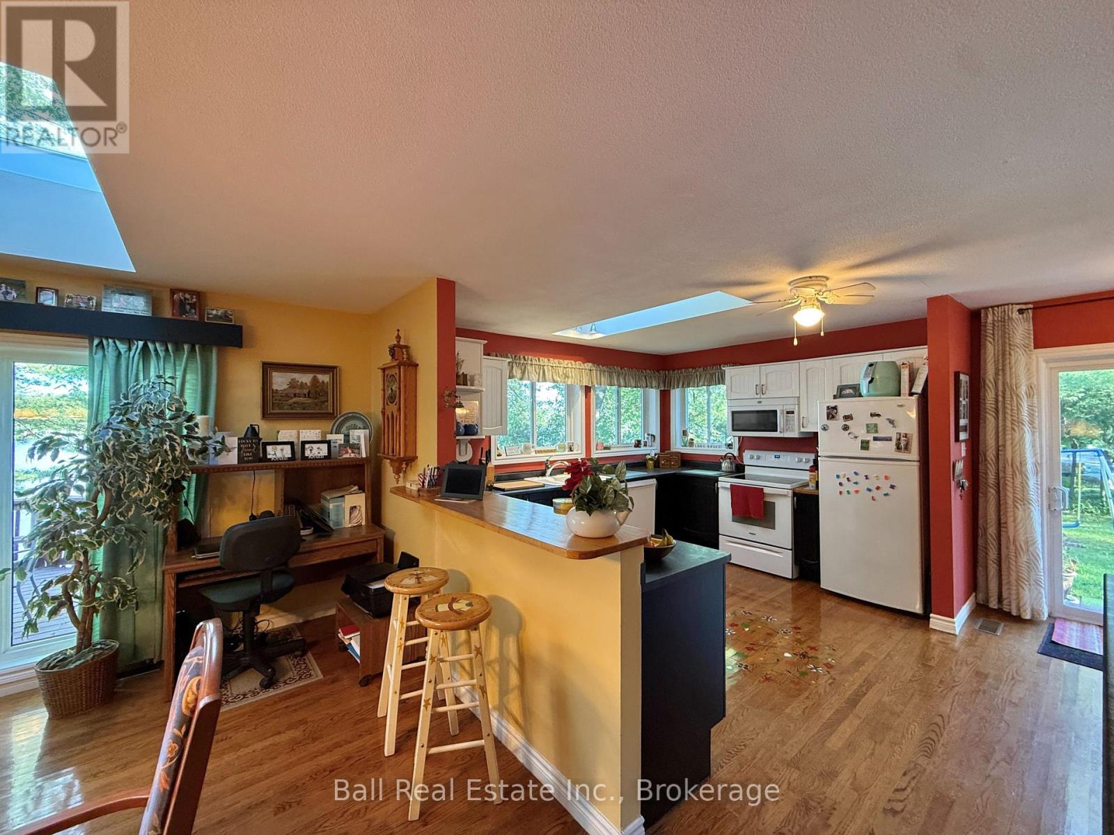 1855 South Bayshore Road E, Douro-Dummer, Ontario  K0L 2H0 - Photo 20 - X13449574