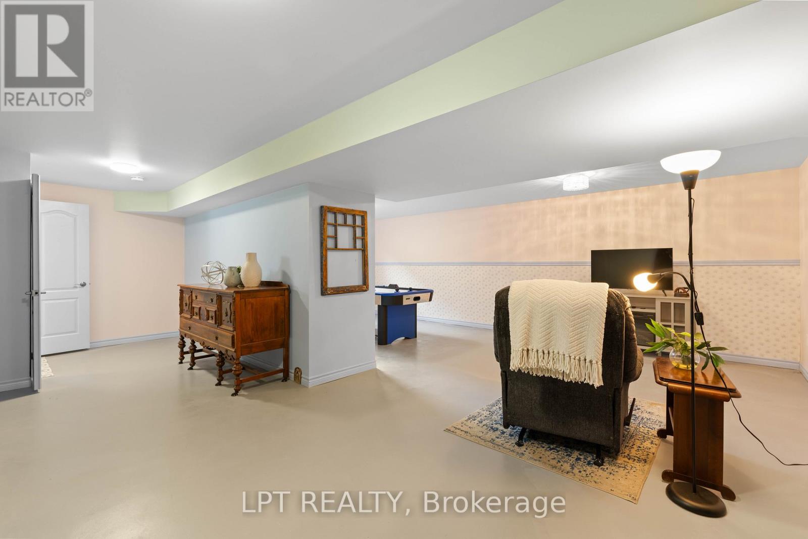40 Gee Crescent, Kawartha Lakes (Lindsay), Ontario  K9V 0G9 - Photo 24 - X13449578