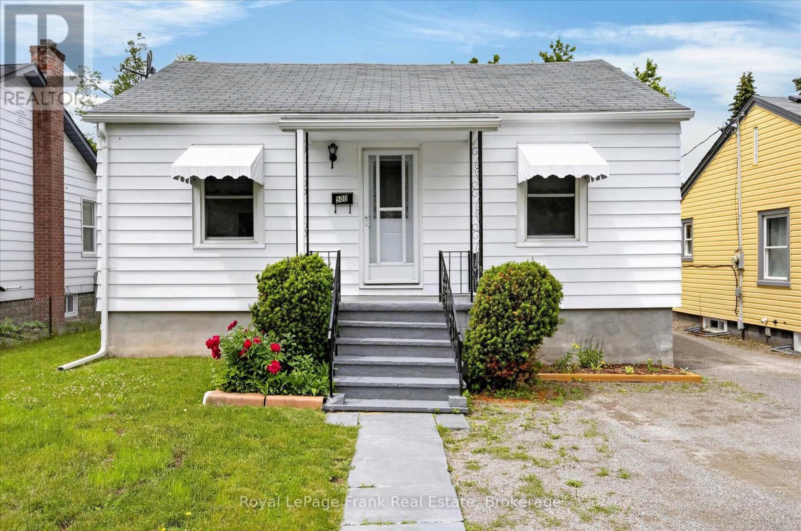 500 Glengarry Avenue, Peterborough (Northcrest Ward 5), Ontario  K9H 4Y4 - Photo 2 - X13450540