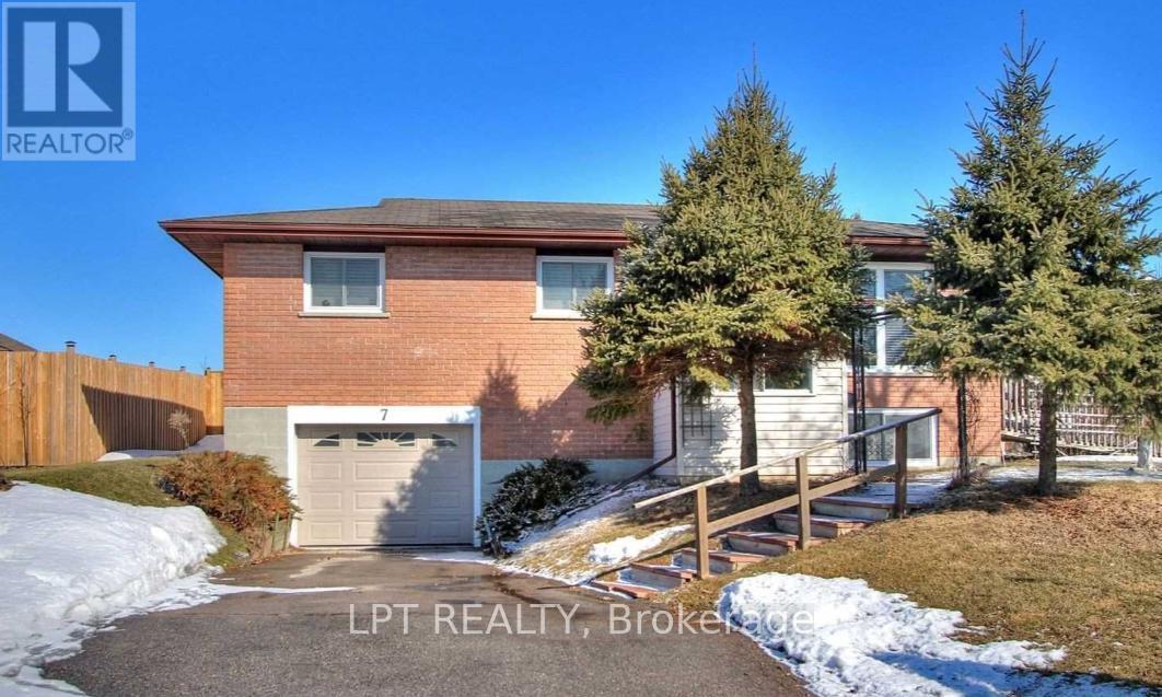 7 CHAMPLAIN BOULEVARD, kawartha lakes (lindsay), Ontario