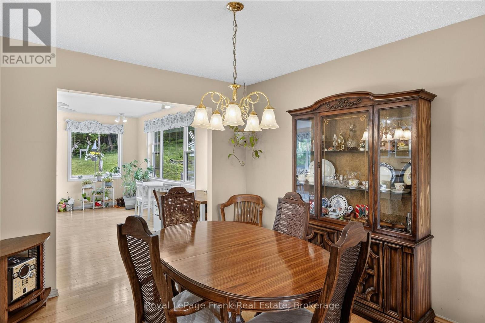 18 Redwood Court, Peterborough (Monaghan Ward 2), Ontario  K9K 1M5 - Photo 8 - X13451096