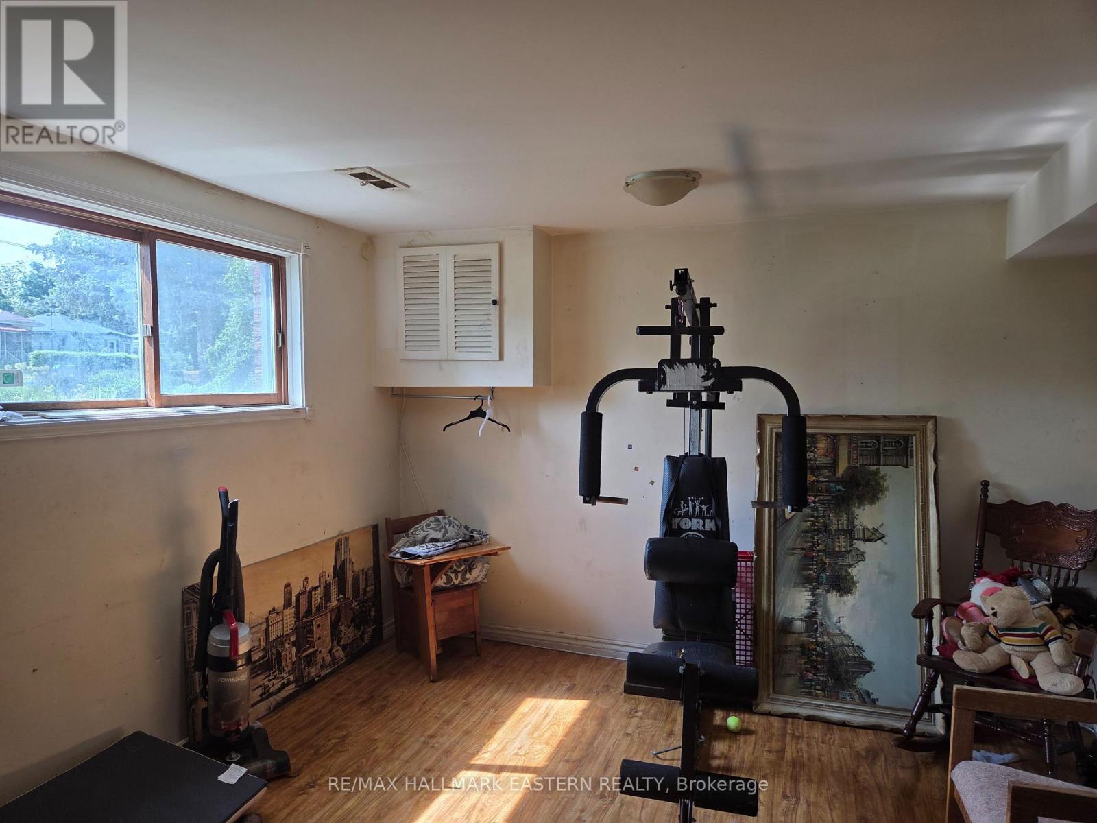 618 Donegal Street, Peterborough (Town Ward 3), Ontario  K9H 4M5 - Photo 10 - X13452180