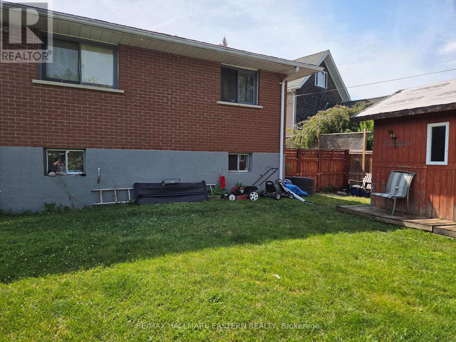 618 Donegal Street, Peterborough (Town Ward 3), Ontario  K9H 4M5 - Photo 12 - X13452180
