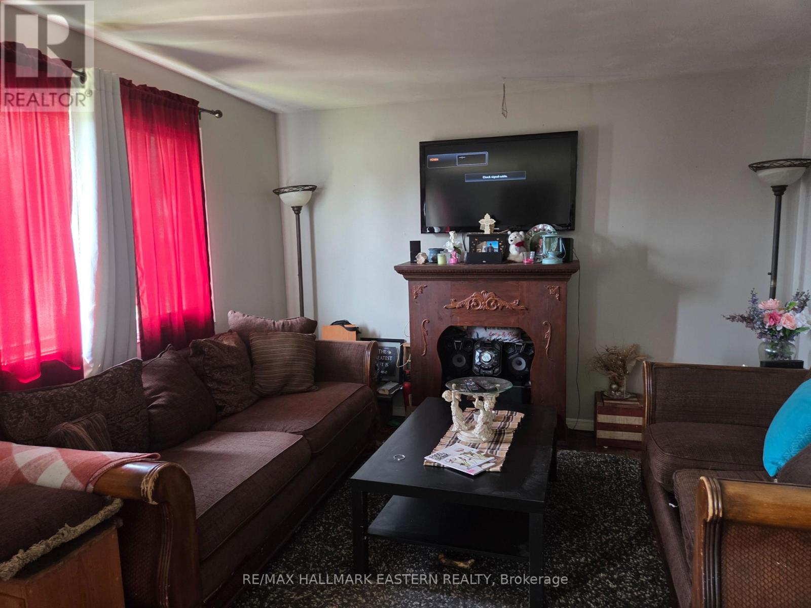 618 Donegal Street, Peterborough (Town Ward 3), Ontario  K9H 4M5 - Photo 3 - X13452180
