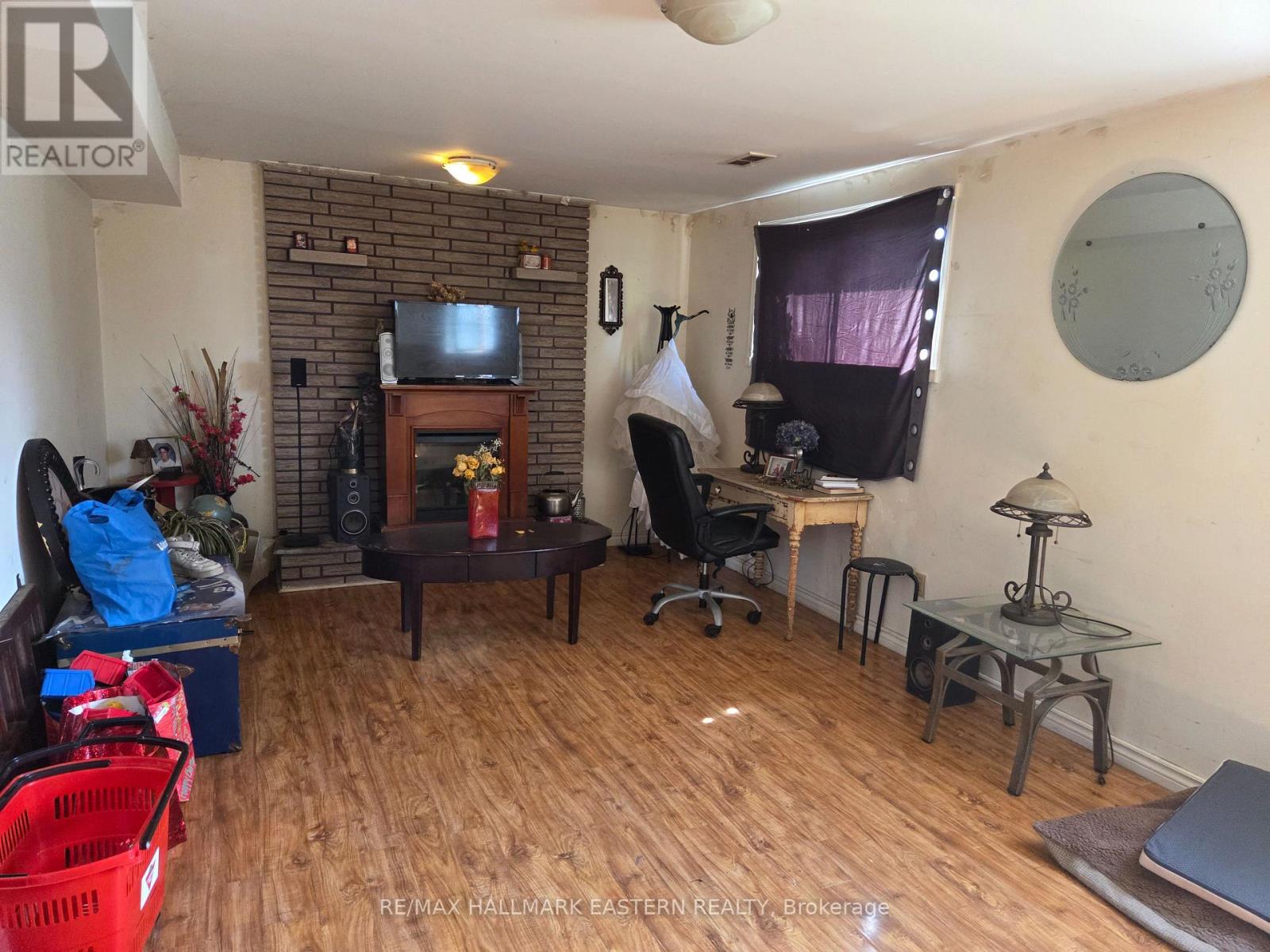618 Donegal Street, Peterborough (Town Ward 3), Ontario  K9H 4M5 - Photo 9 - X13452180