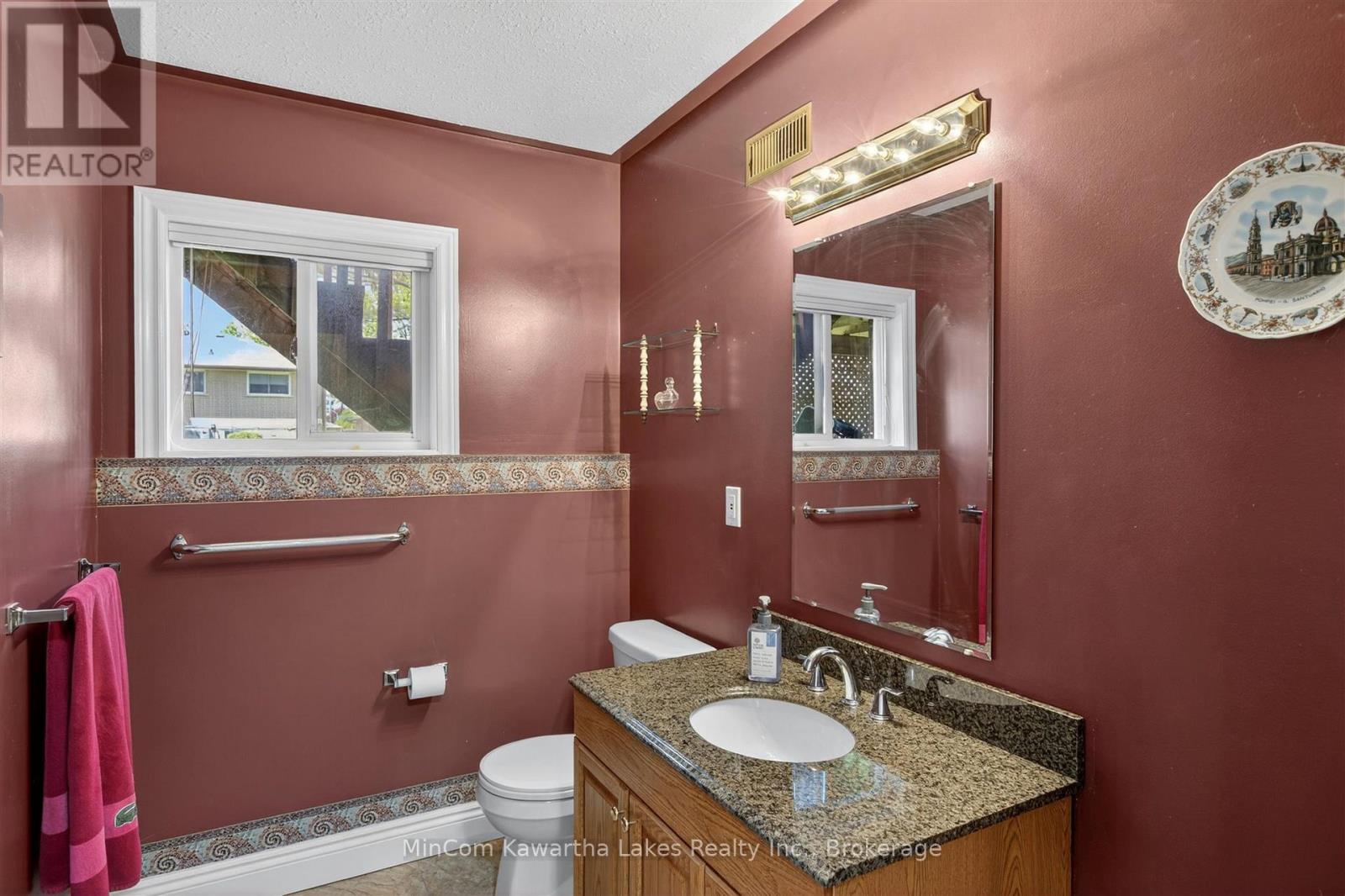 788 Hemlock Street, Peterborough (Northcrest Ward 5), Ontario  K9H 7P2 - Photo 34 - X13452248