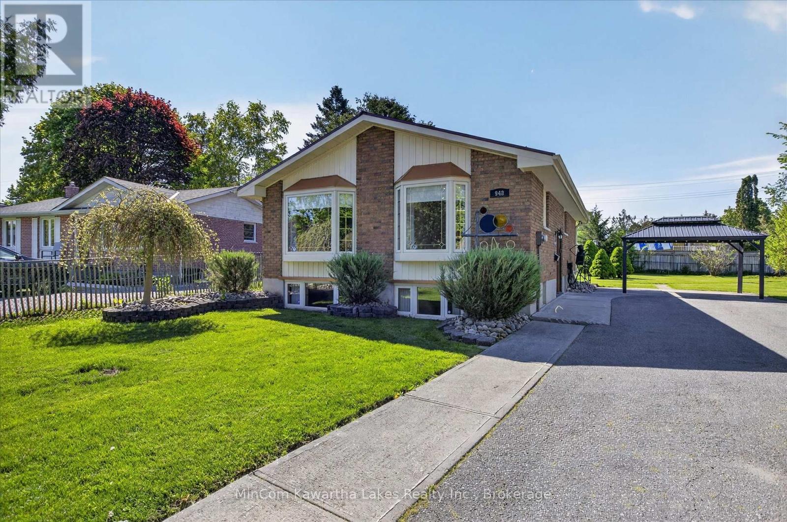 948 St Pauls Street, Peterborough (Northcrest Ward 5), Ontario  K9H 6J6 - Photo 4 - X13452858