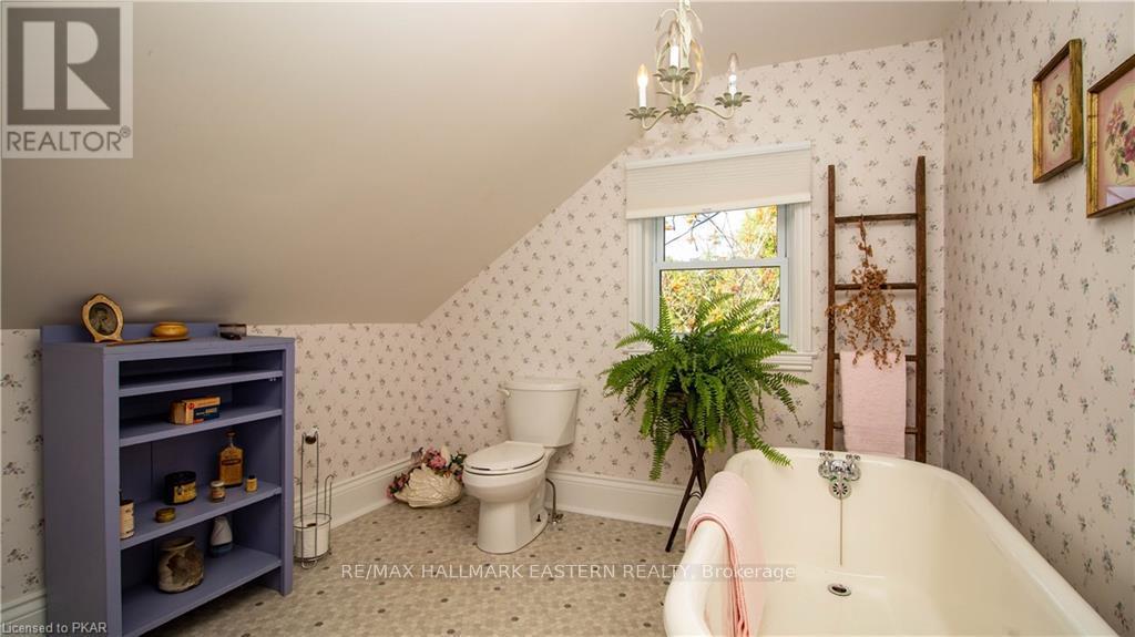 534 Meadowview Road, Kawartha Lakes (Emily), Ontario  K0L 2W0 - Photo 16 - X13452892