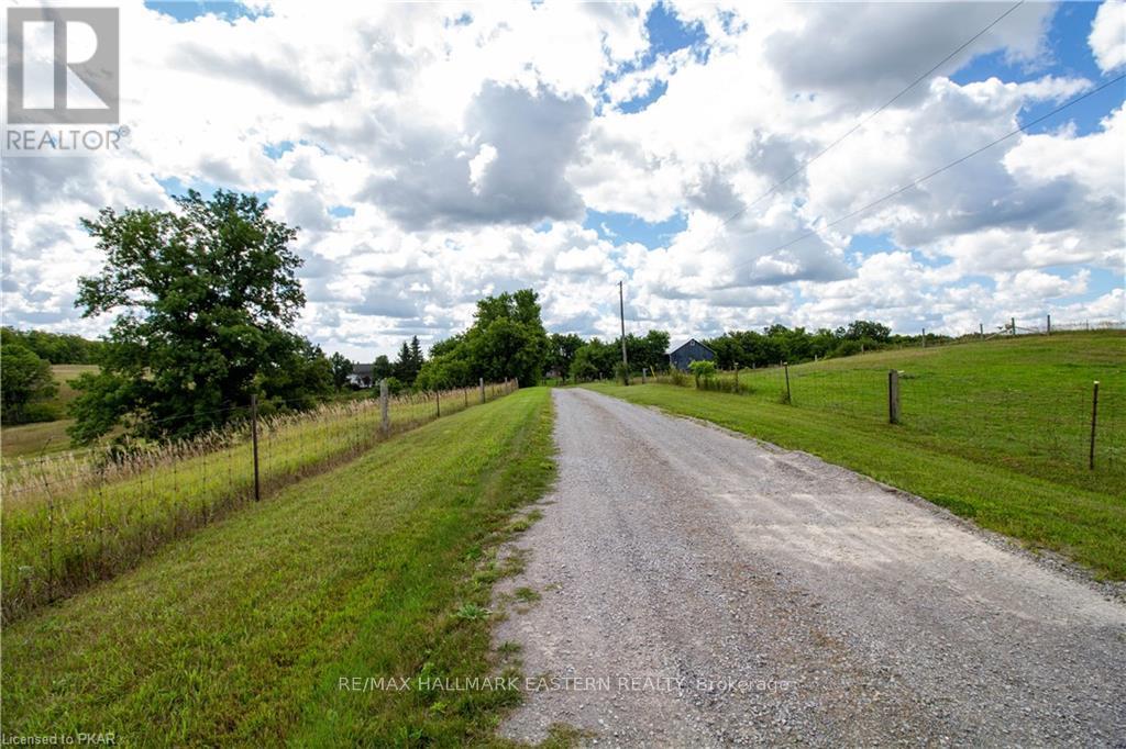 534 Meadowview Road, Kawartha Lakes (Emily), Ontario  K0L 2W0 - Photo 42 - X13452892