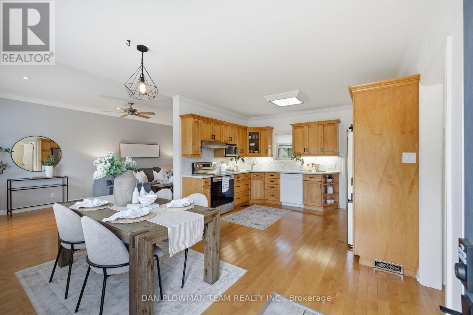 32 Andrew Street, Clarington (Newcastle), Ontario  L1B 1J3 - Photo 7 - E13452744