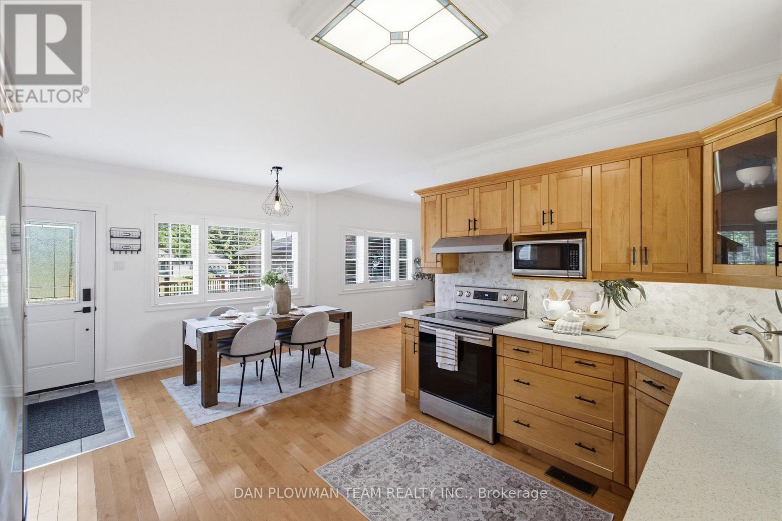 32 Andrew Street, Clarington (Newcastle), Ontario  L1B 1J3 - Photo 9 - E13452744