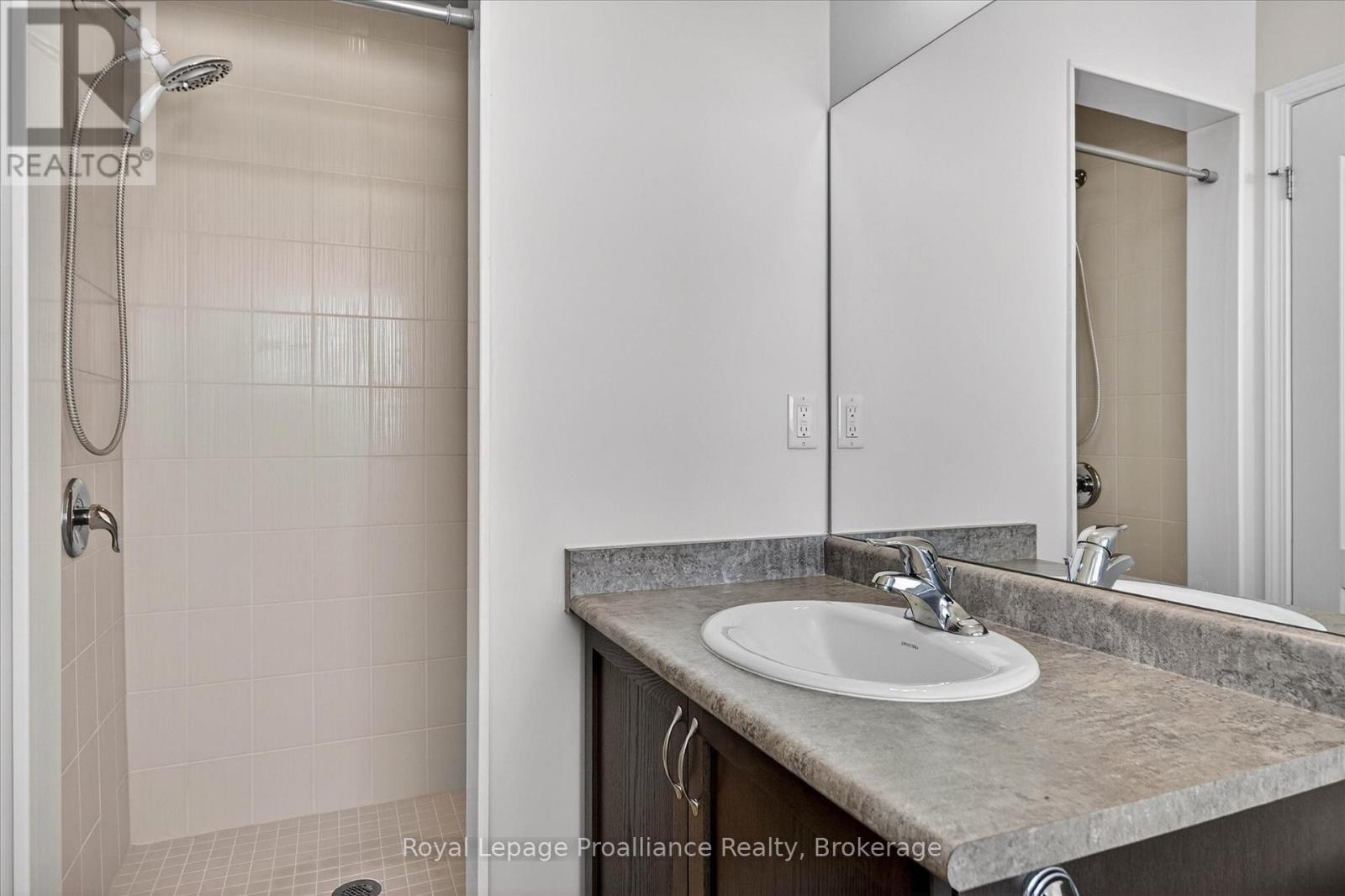 266 Louden Terrace, Peterborough (Monaghan Ward 2), Ontario  K9J 0C3 - Photo 24 - X13452952
