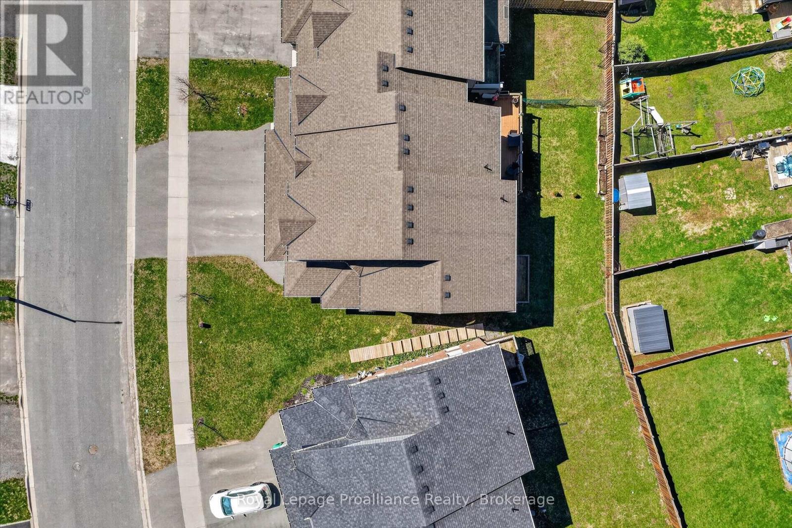266 Louden Terrace, Peterborough (Monaghan Ward 2), Ontario  K9J 0C3 - Photo 37 - X13452952
