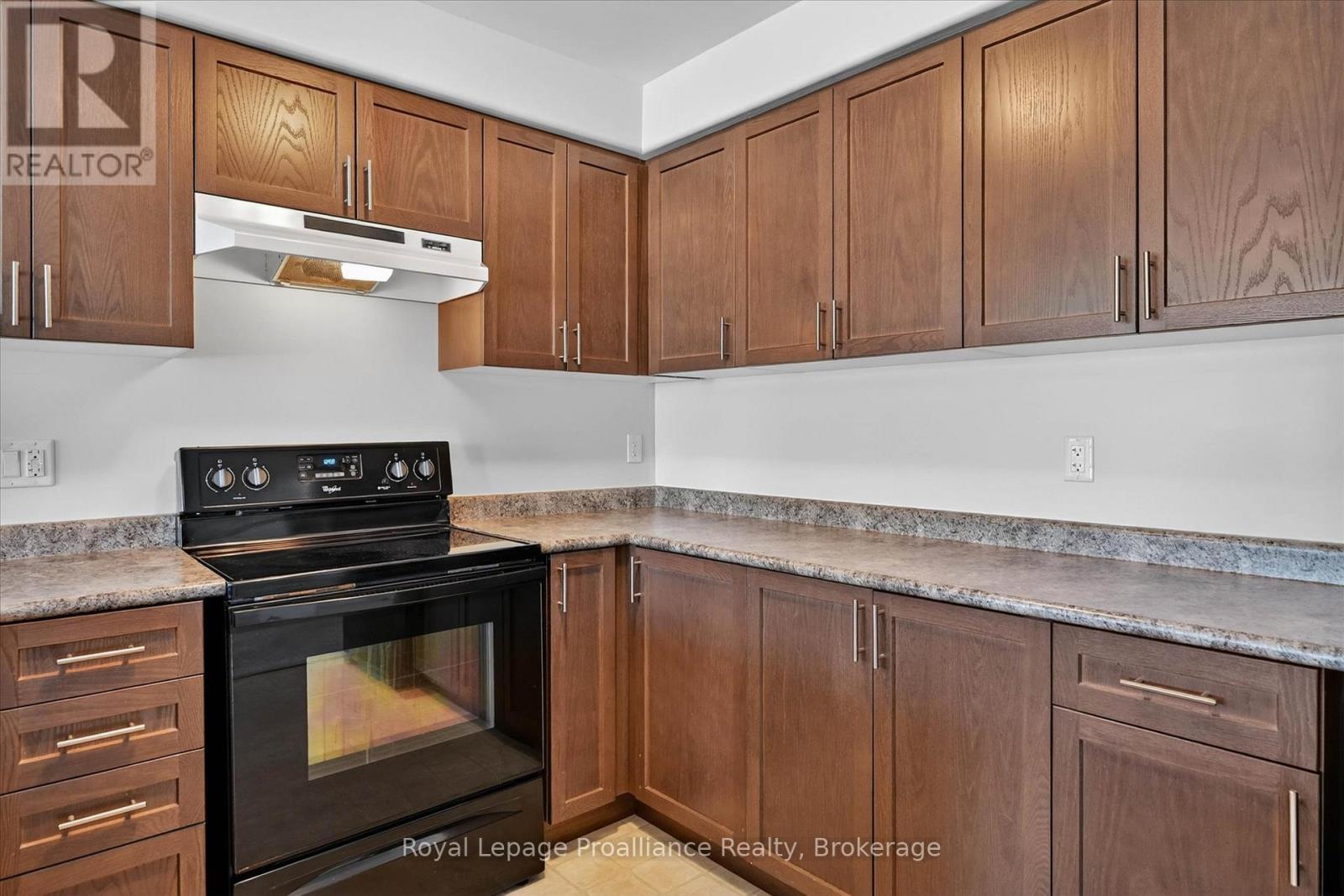 266 Louden Terrace, Peterborough (Monaghan Ward 2), Ontario  K9J 0C3 - Photo 8 - X13452952