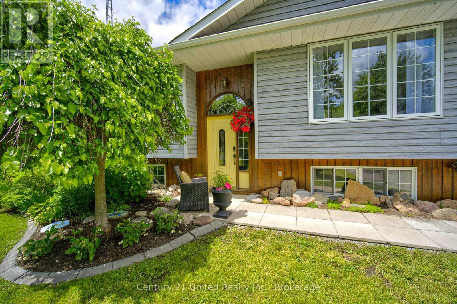 45 Peace Road, Kawartha Lakes (Ops), Ontario  K0L 2X0 - Photo 3 - X13452966