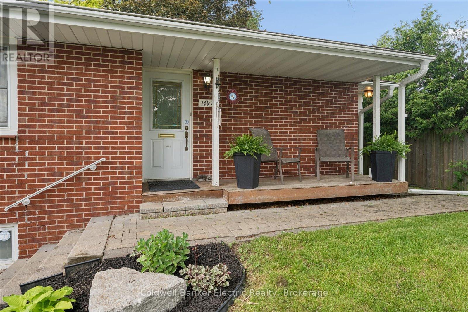 1497 Mayfair Avenue, Peterborough (Monaghan Ward 2), Ontario  K9J 6T3 - Photo 6 - X13453672