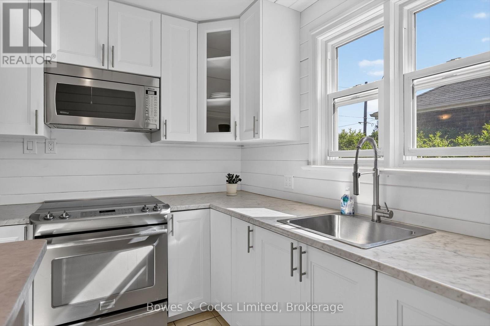 571 O'connell Road, Peterborough (Otonabee Ward 1), Ontario  K9J 4E2 - Photo 13 - X13455112